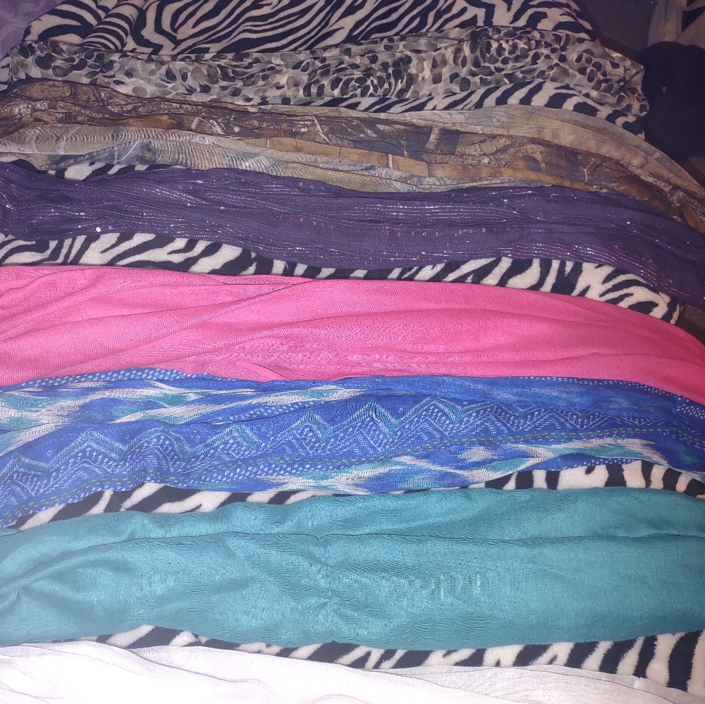 Infinity scarfs